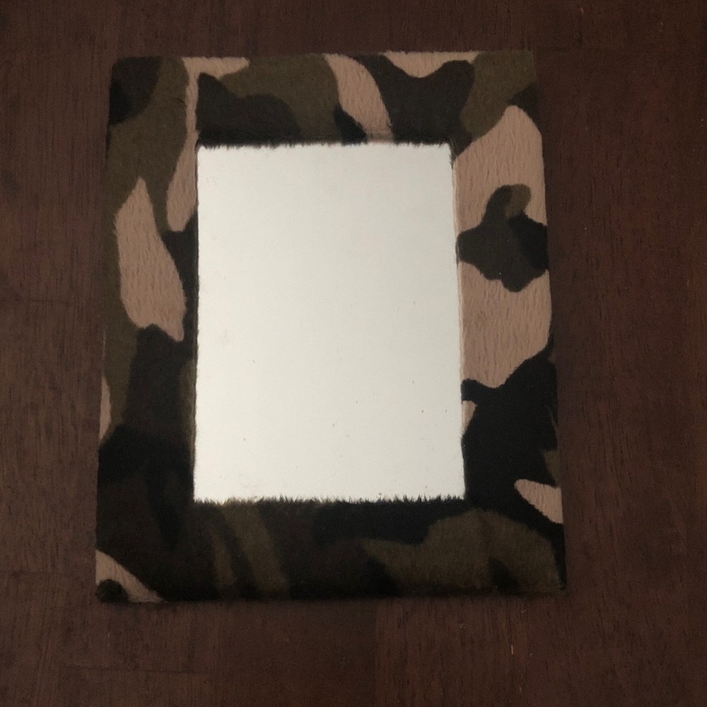 🛍️ Camouflage Faux Fur Framed Locker Mirror